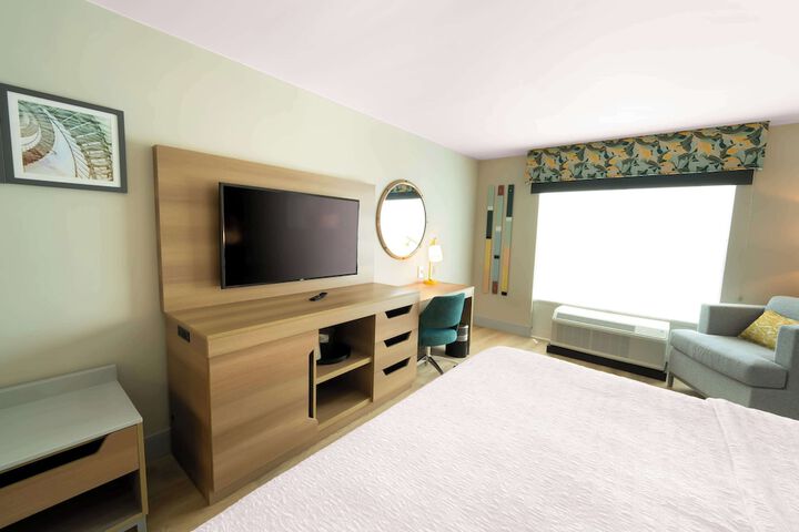 Room 42 of 58