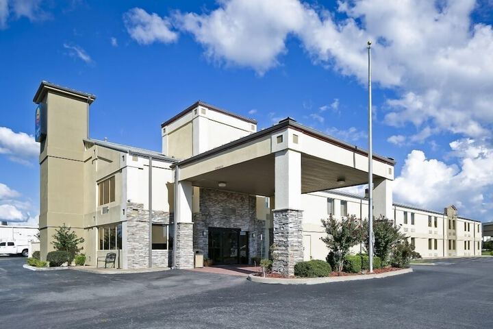 Hotel 3 of 11