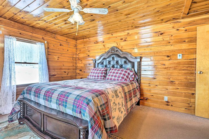 Bemus Point Retreat 3 Mi to Chautauqua Lake