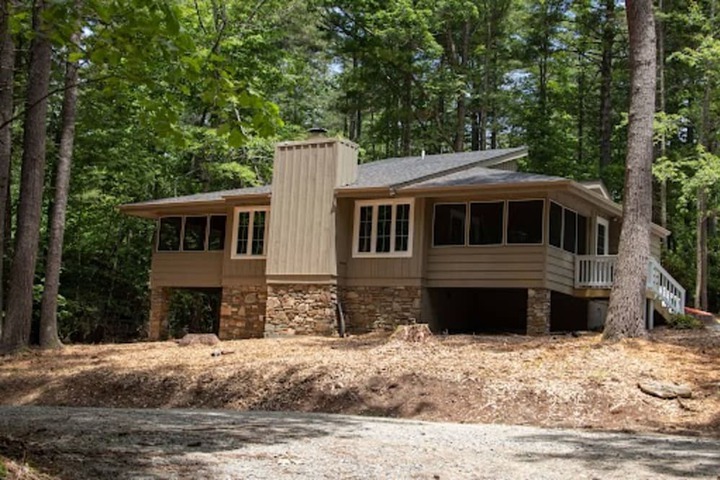 Kanuga Inn & Lodging