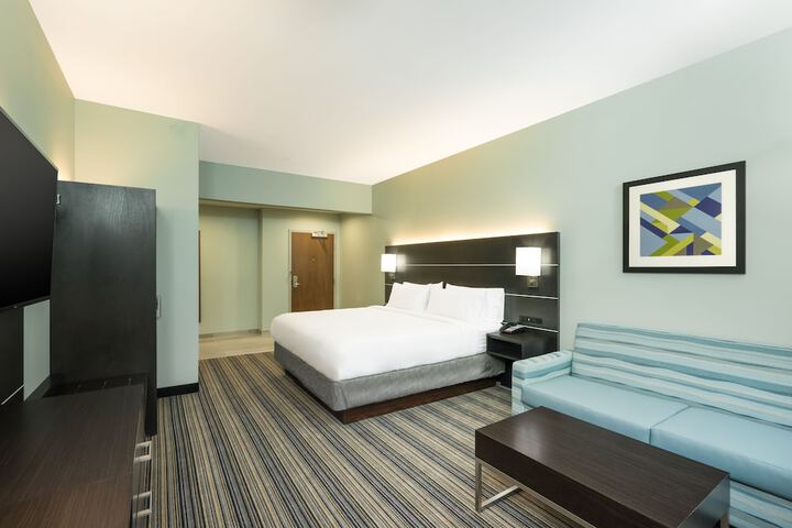 Room 35 of 58
