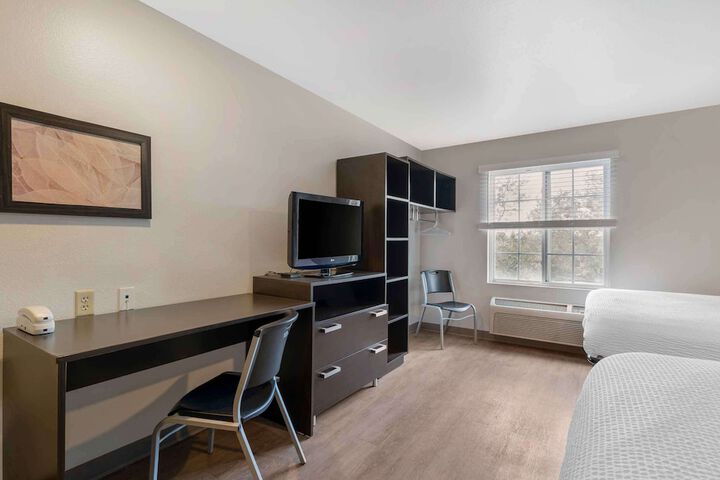 WoodSpring Suites Orlando South