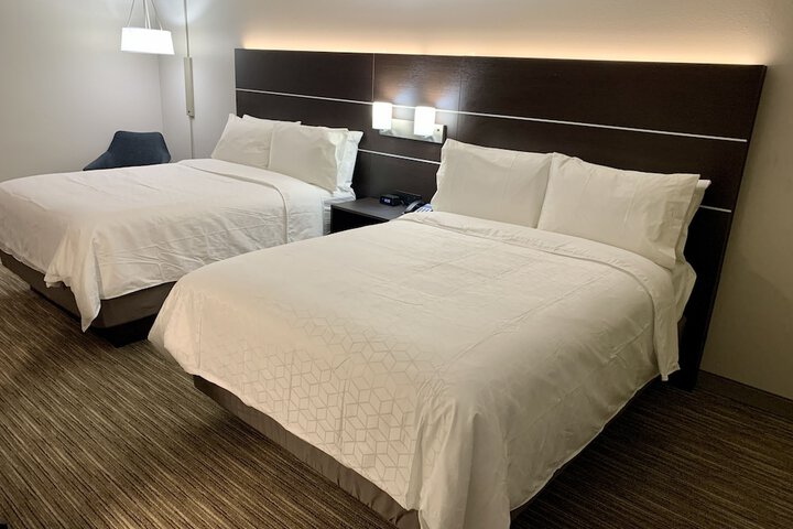 Holiday Inn Express & Suites Longview North by IHG