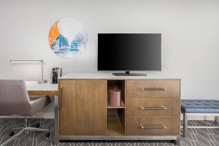 Room 15 of 81