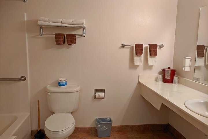 Room 20 of 43