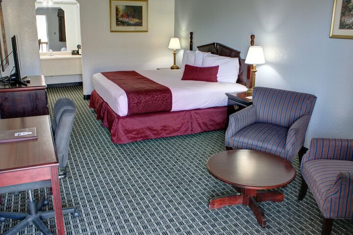 Room 22 of 35