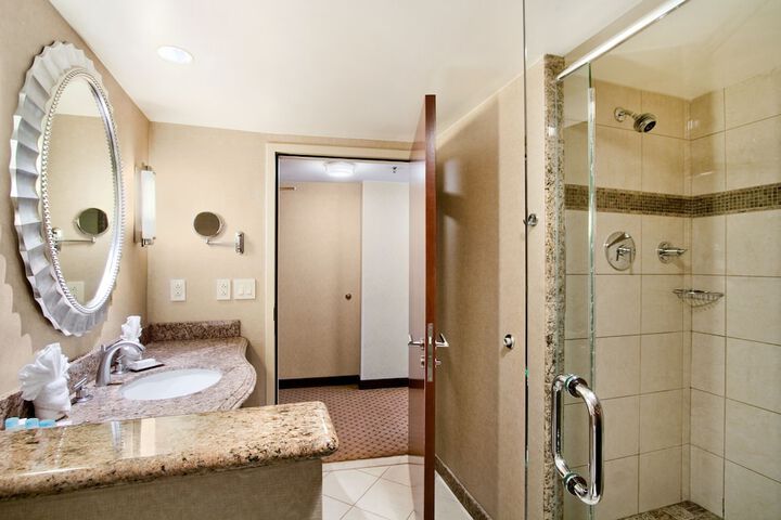 Room 19 of 53