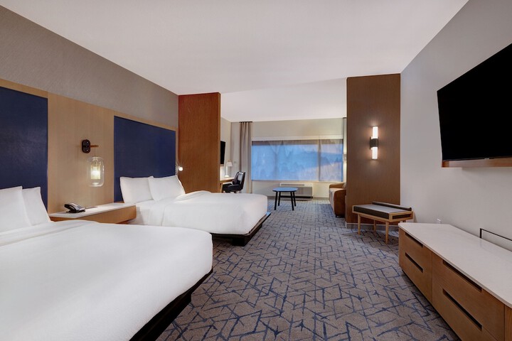 Room 20 of 40