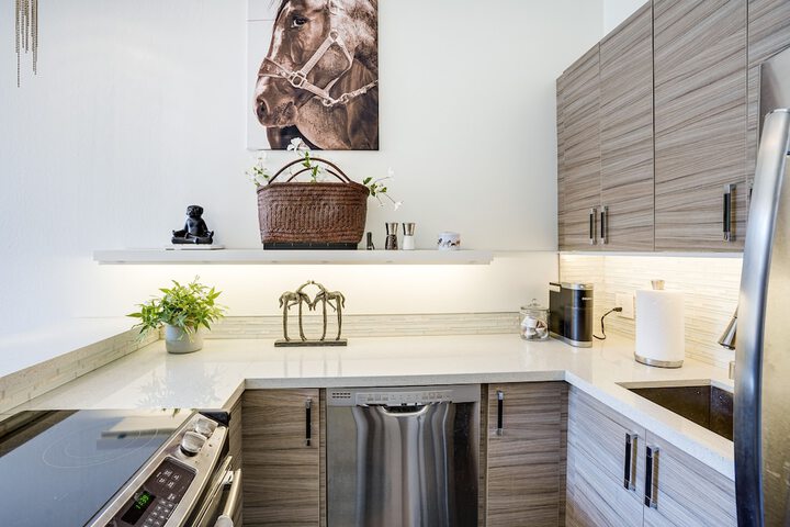 Tranquil Walnut Creek Condo w / Community Amenities