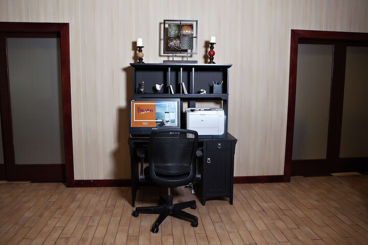 Business Center 49 of 49