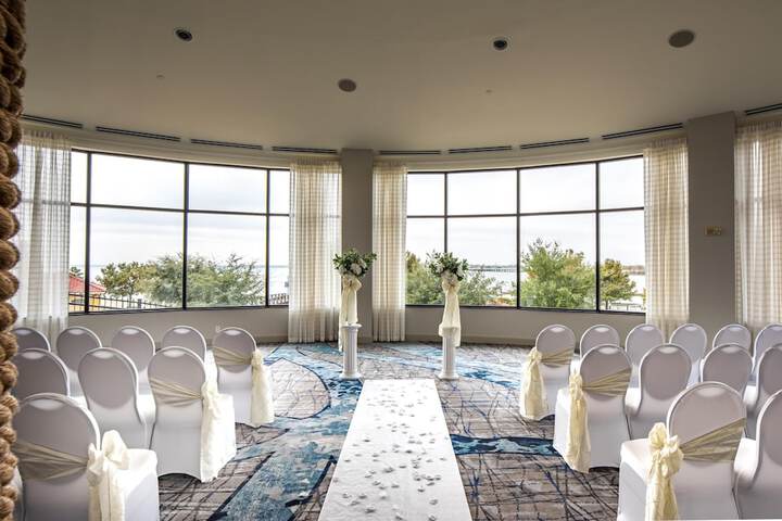 Hilton Dallas / Rockwall Lakefront