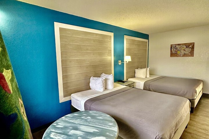 Room 19 of 21