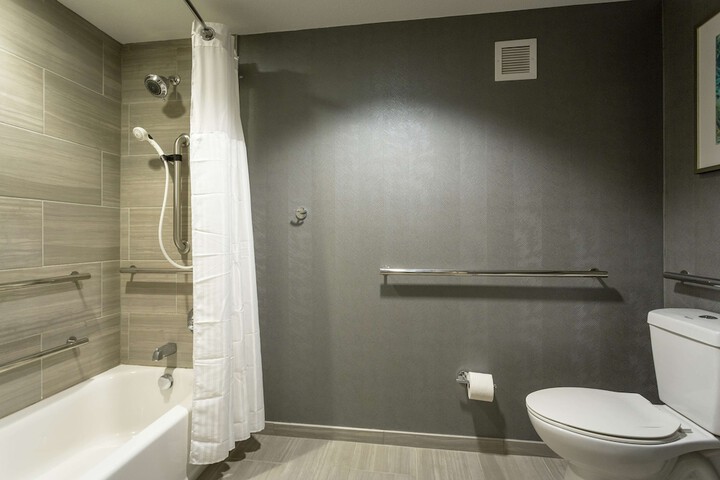 Doubletree by Hilton Harrisonburg