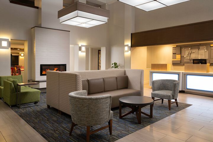 Hotel Interior 6 of 27