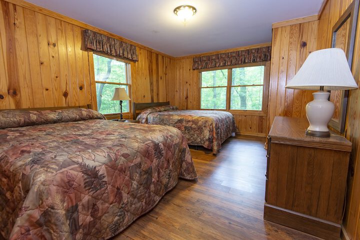 Room 28 of 145