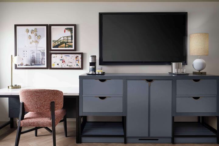 Room 10 of 58