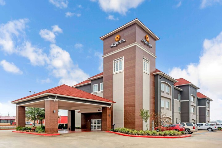 Hotel 2 of 40