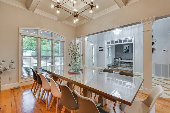 Grand Lakefront Home in Hartwell w / Game Room!