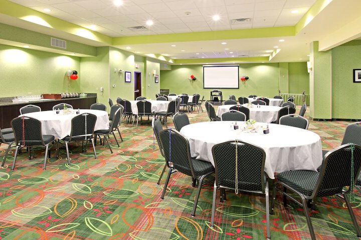 Holiday Inn Garland by IHG