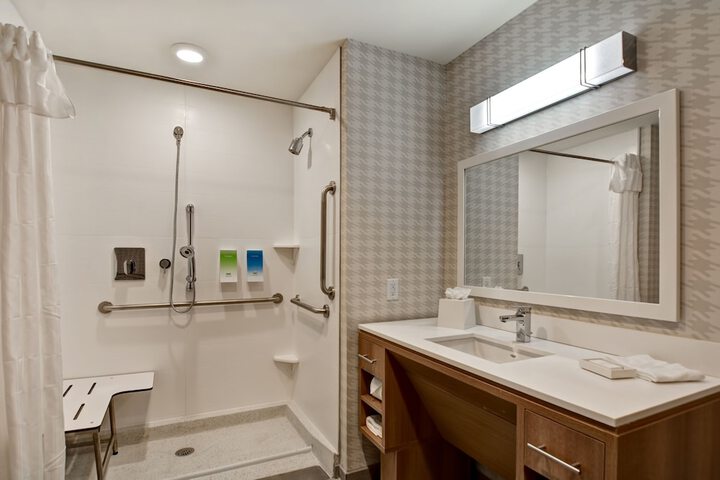 Room 41 of 62