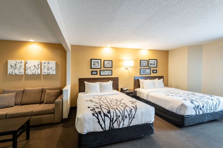 Room 20 of 39