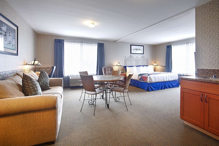 Room 17 of 48