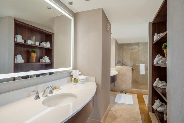Signia by Hilton Orlando - An Official Walt Disney World Hotel
