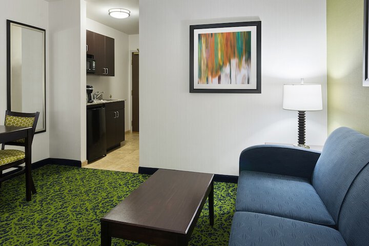 Holiday Inn Express & Suites Stroudsburg-Poconos by IHG