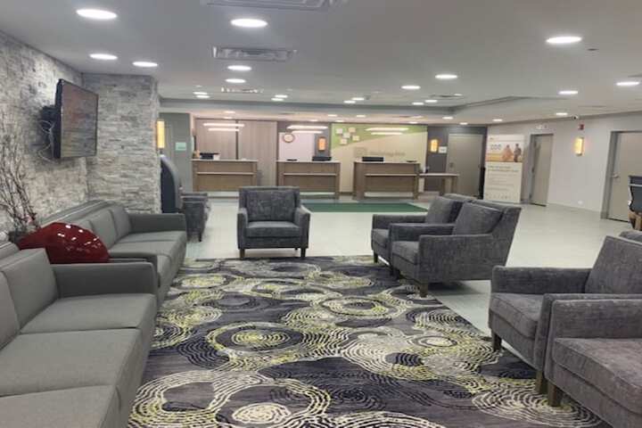 Hotel 2 of 63
