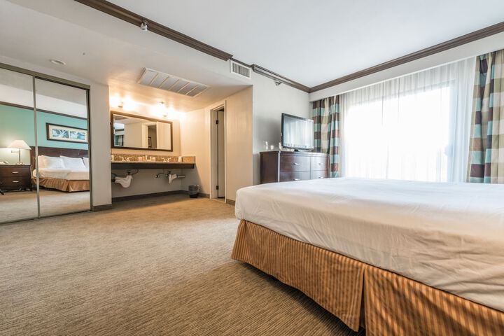 Room 27 of 54