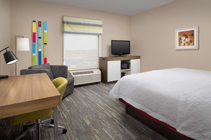 Hampton Inn & Suites Lake City