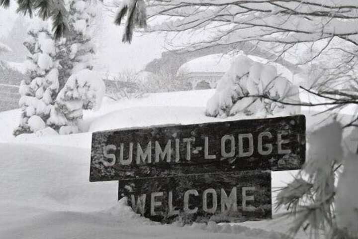 Summit Lodge