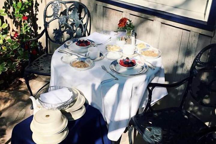 Dining 82 of 124