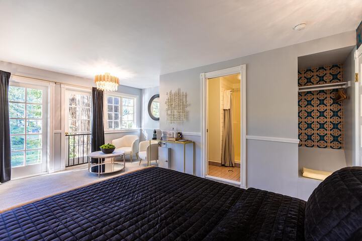 Room 54 of 150