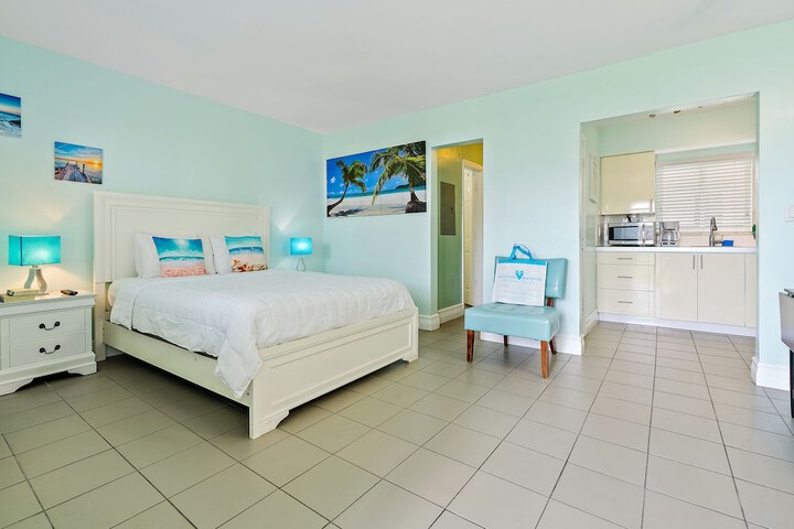 Room 18 of 40