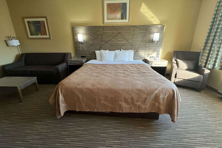Room 21 of 44