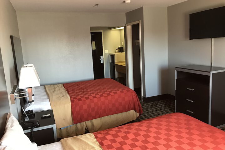 Room 21 of 46
