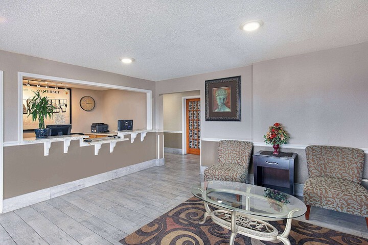 Super 8 by Wyndham Somerset
