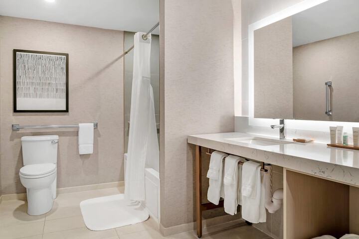 Radisson Plaza Hotel at Kalamazoo Center