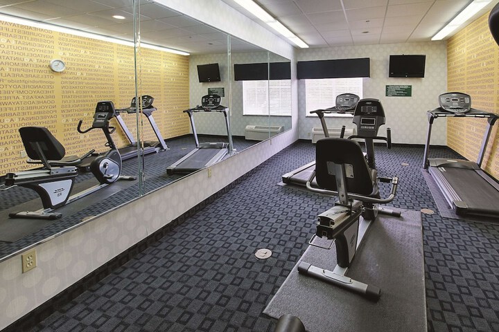La Quinta Inn & Suites by Wyndham Dallas - Hutchins