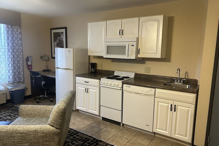 Baymont by Wyndham Ft. Leonard / Saint Robert