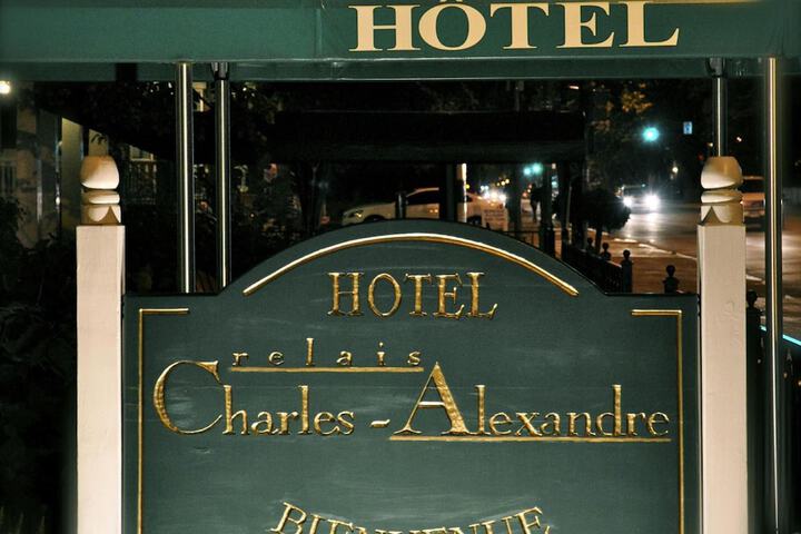 Hotel 4 of 52
