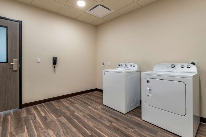 Room 18 of 29
