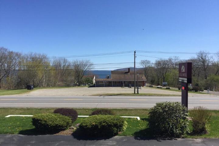 Gull Motel - Belfast Maine