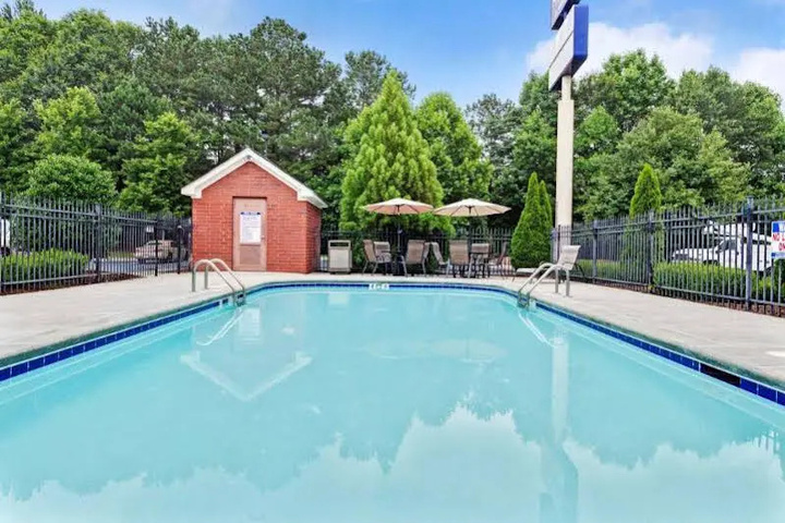 Microtel Inn & Suites Woodstock