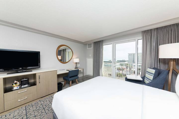 Room 43 of 110