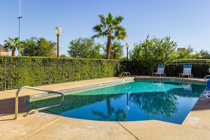 Pool 5 of 29