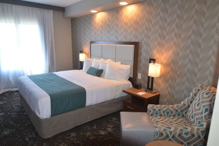 Best Western Premier Des Moines-Ankeny Hotel