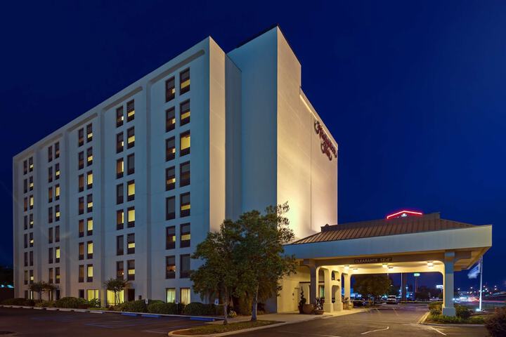 Hotel 2 of 27