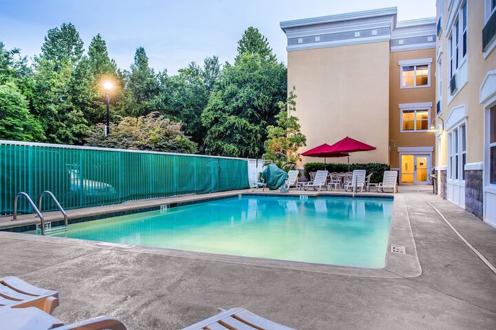 Pool 7 of 40